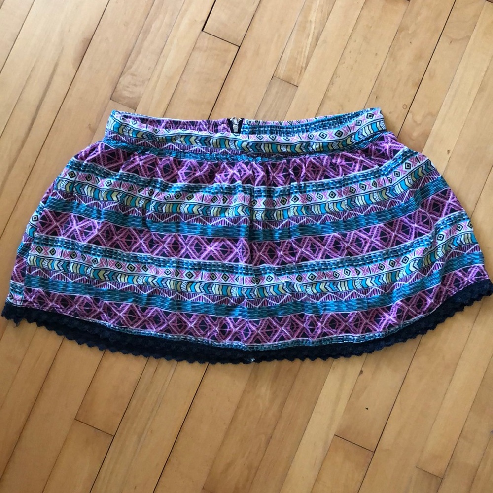 Zip-up Patterned Skirt